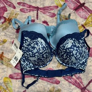 Maidenform Light Blue and Navy Patterned Bra